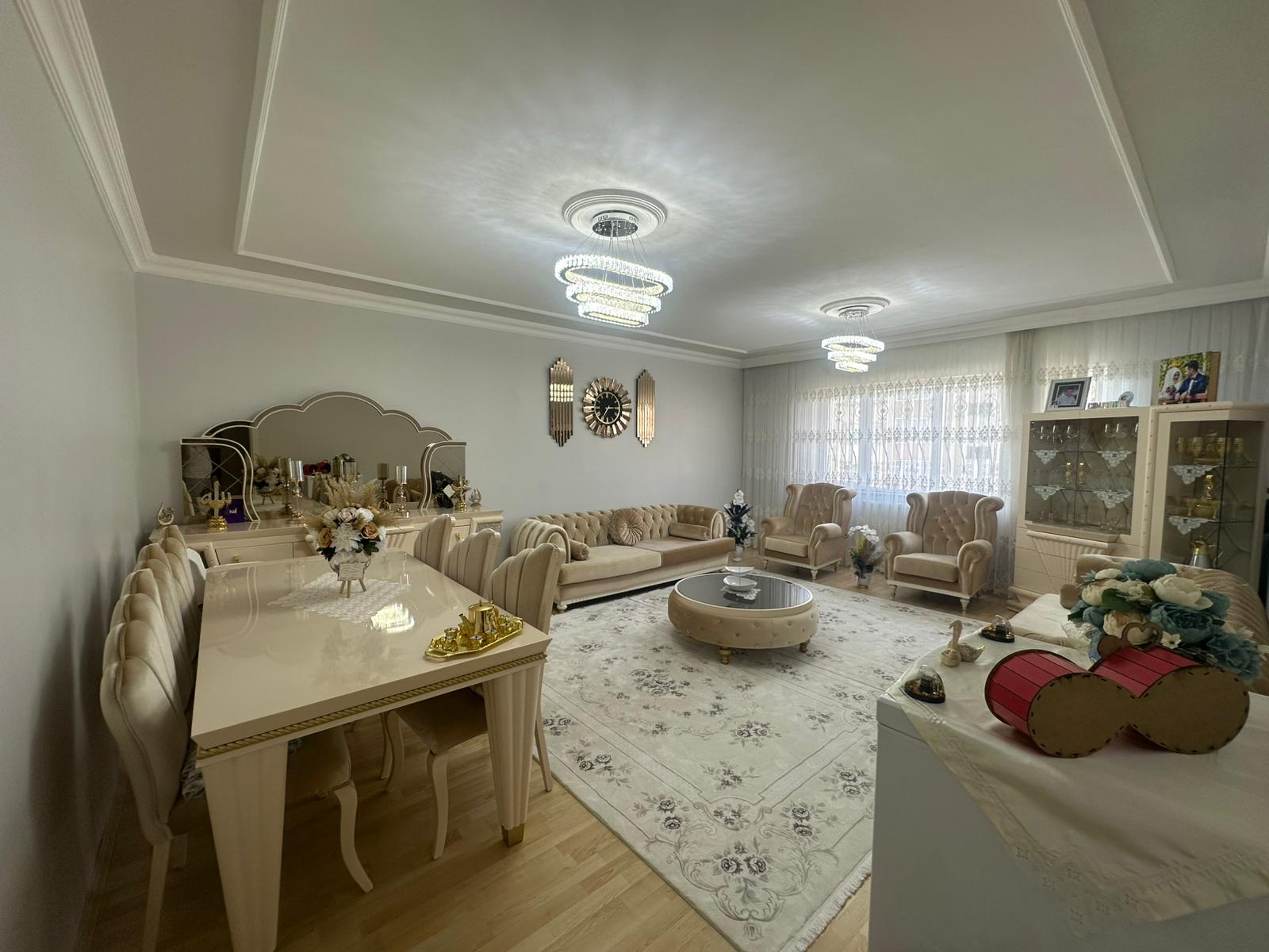 KURTULUŞ MAHALLESİNDE 3+1 SATILIK DAİRE